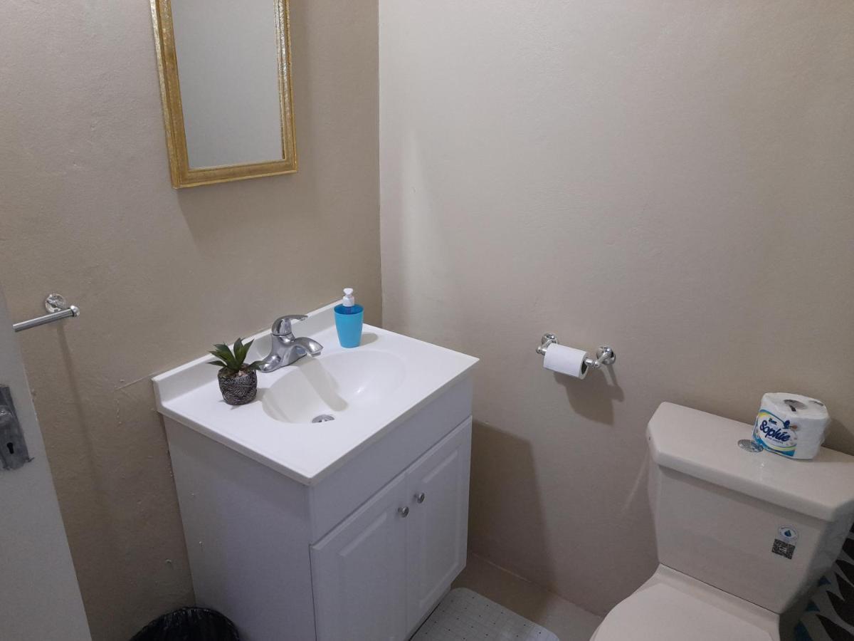 Loodik Vacation Home Brompton Manor Black River Bagian luar foto